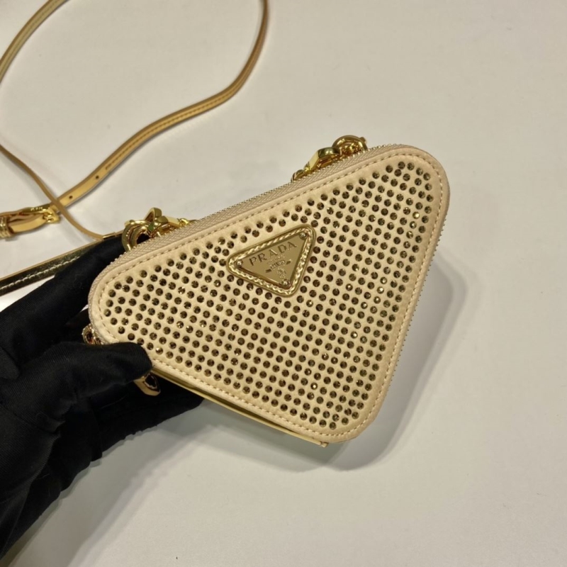 Pra*a triangle pouch